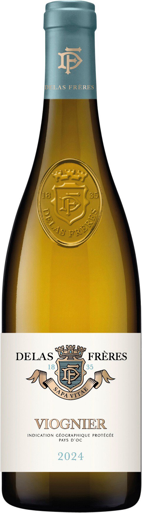 Eine Weinflasche mit einem hellen, goldfarbenen Inhalt. Der Etikett ist überwiegend weiß mit einem Wappen und dem Namen des Weins. Der Korken ist mit einer blauen Kappe versehen.