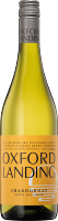 Ein Flasche Weißwein mit einem gelben Etikett und silberner Kapsel. Der Name -Oxford Landing- ist prominent auf dem Etikett zu sehen. Der Hintergrund ist hell.