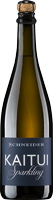 Eine Flasche Schaumwein mit einem schwarzen Etikett, das den Namen -KAITUI Sparkling- in Weiß trägt. Der Korken ist sichtbar, und die Flasche hat eine elegante Form.