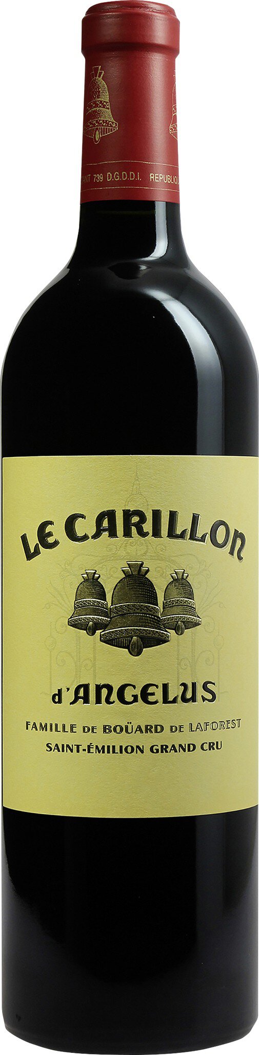 Eine Weinflasche mit einem roten Korken und einem gelben Etikett. Das Etikett zeigt den Namen des Weins und einen grafischen Hintergrund mit Bäumen. Der Wein sieht dunkelrot aus.