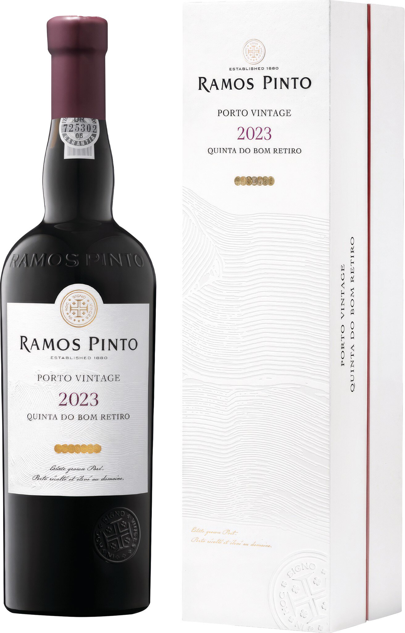 Eine Weinflasche mit einem roten Korken, die ein etikettiertes Design zeigt. Sie steht in einer weißen Verpackung. Der Wein scheint von einer renommierten Marke zu stammen.