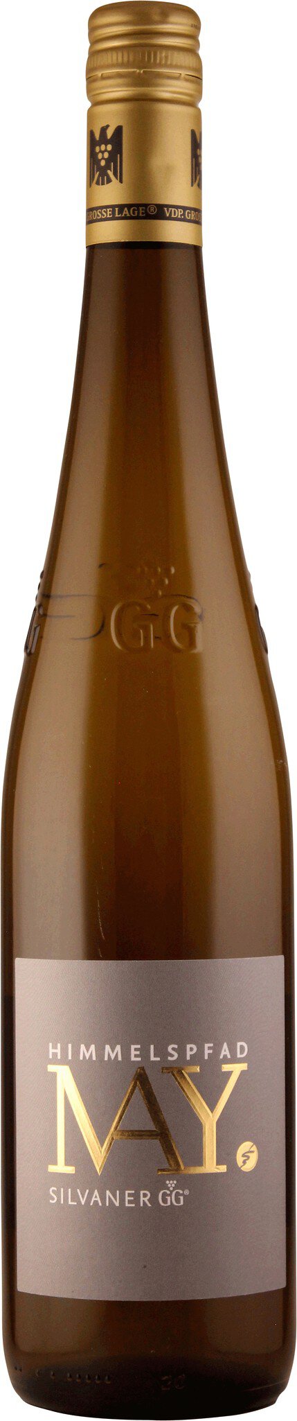 Ein eleganter Flasche Wein mit goldener Kapsel und einem Etikett, das den Namen -HIMMELSPFAD MAY SILVANER GG- in glänzendem Gold zeigt. Die Flasche hat ein klassisches Design.