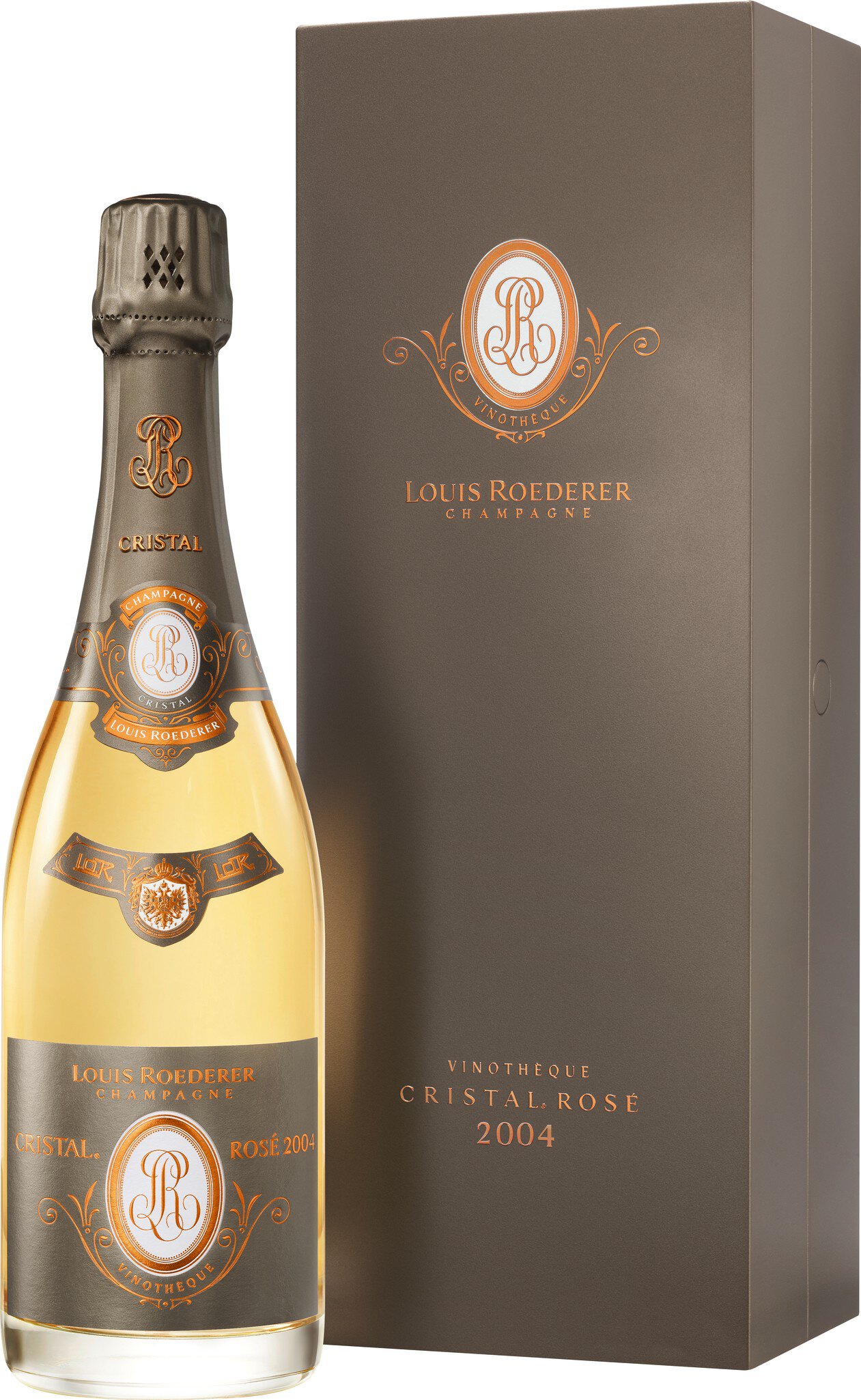 Eine Flasche Champagner steht neben einer eleganten, braunen Geschenkverpackung. Die Flasche hat eine goldene Farbe und ein dekoratives Etikett, das den exklusiven Charakter des Inhalts vermittelt.