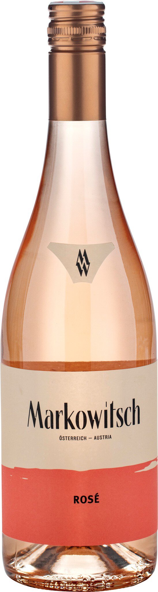 Eine Flasche Roséwein steht aufrecht. Der Wein hat eine rosafarbene Flüssigkeit, die Flasche ist elegant und hat ein Etikett mit dem Namen des Weins. Der Hintergrund ist neutral.