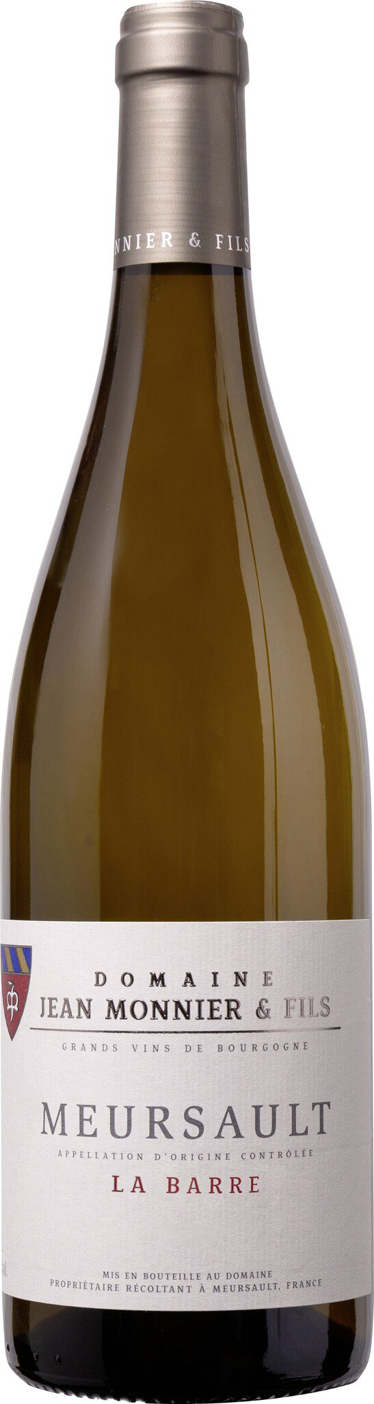 Eine Flasche Weißwein steht auf einem neutralen Hintergrund. Die Flasche hat eine grüne Glasfarbe und trägt ein Etikett mit Informationen über den Wein. Der Korken ist aus Metall.