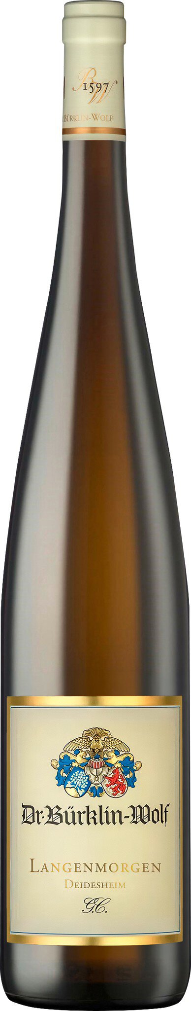 Eine Flasche Weißwein mit einer schlanken, langen Form. Das Etikett zeigt ein Logo und eine Schrift mit dem Weinnamen, platziert auf einem hellen Hintergrund.