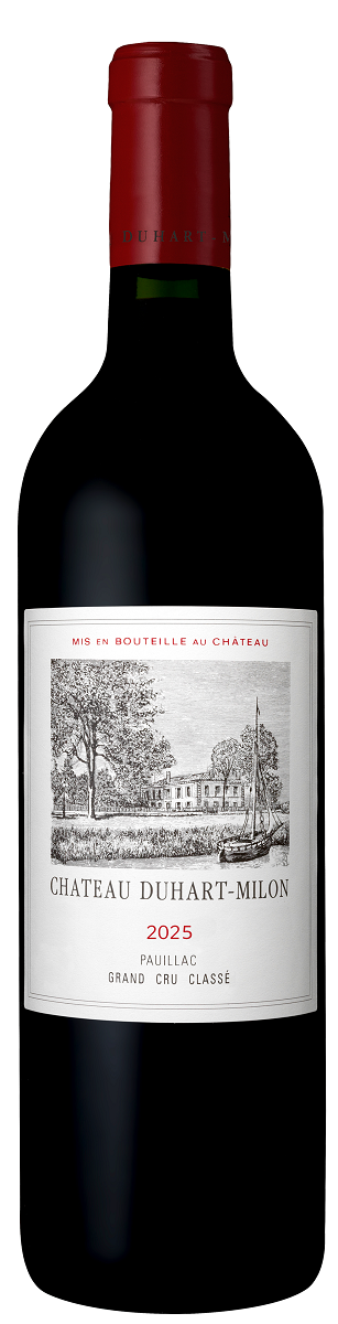 Eine Flasche Rotwein mit einem roten Kapselverschluss. Das Etikett zeigt eine Schwarzweißzeichnung eines Châteaus und enthält den Text -Chateau Duhart-Milon 2025 Pauillac Grand Cru Classé-.