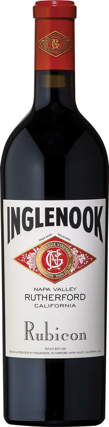 Eine Flasche Rotwein mit rotem Korken und einem etikettierten Design, das das Wort -Inglenook- zeigt. Der Hintergrund ist neutral, um die Flasche hervorzuheben.
