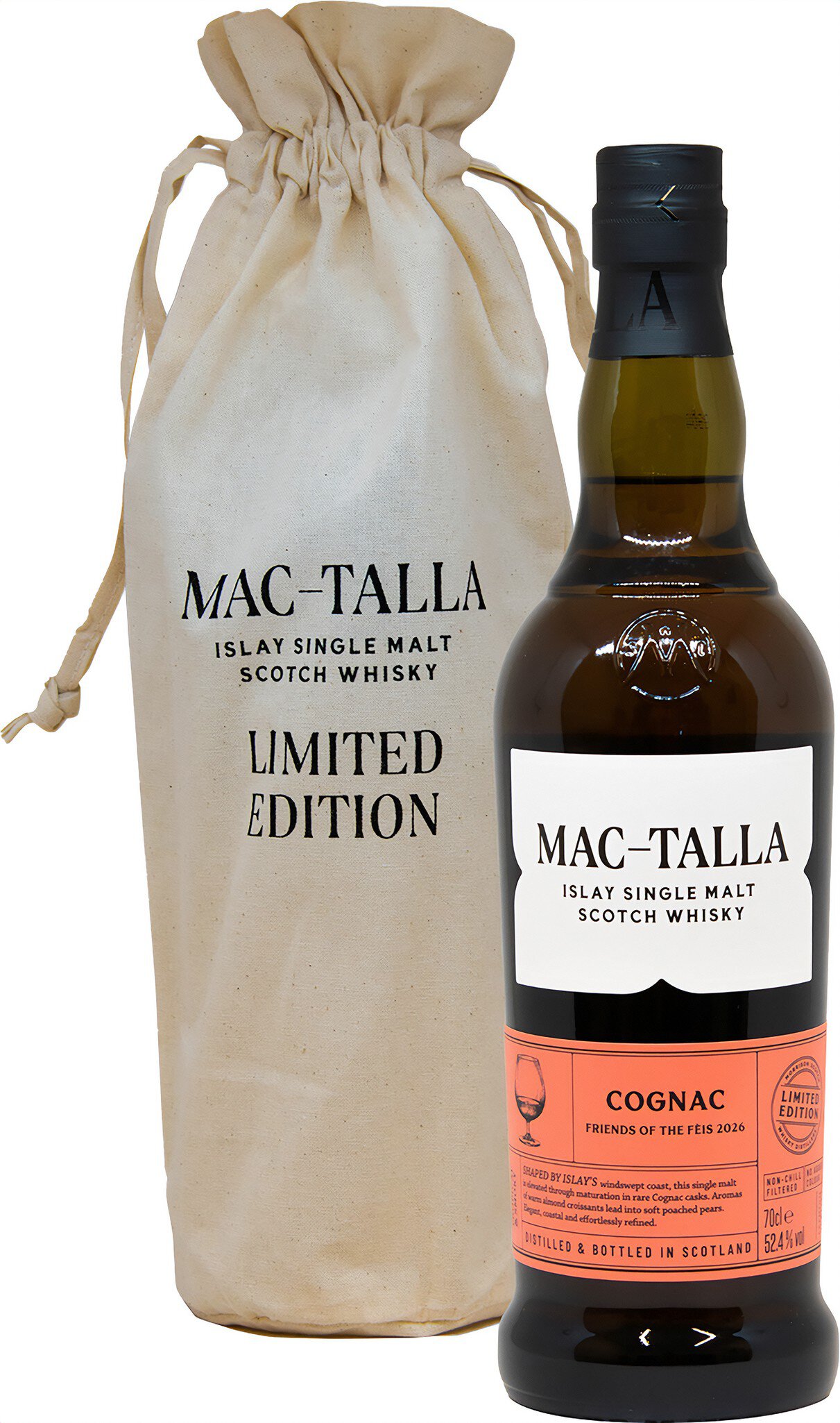 Eine braune Glasflasche mit Schraubverschluss steht neben einem beigen Stoffbeutel. Auf dem Etikett der Flasche steht der Name -Mac Talley- sowie zusätzliche Informationen über den Inhalt. Der Beutel ist beschriftet und dient wahrscheinlich als Geschenkve