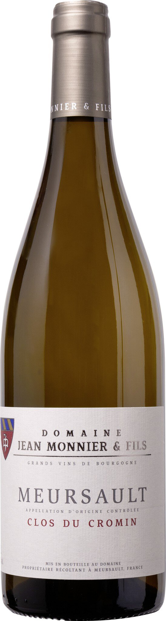 Eine Flasche Weißwein steht aufrecht. Die Flasche hat einen schmalen, langen Hals und einen metallischen Verschluss. Das Etikett ist hell mit Schrift und dekorativen Elementen.