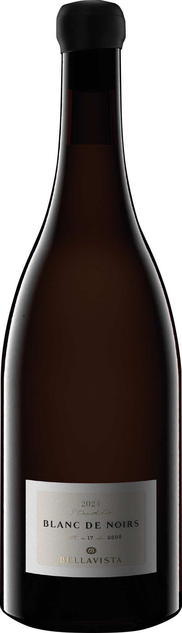 Eine Flasche Wein steht aufrecht mit einem dunkelbraunen oder schwarzen Etikett. Der Hintergrund ist neutral und hebt die Flasche hervor. Keine weiteren Elemente sind sichtbar.