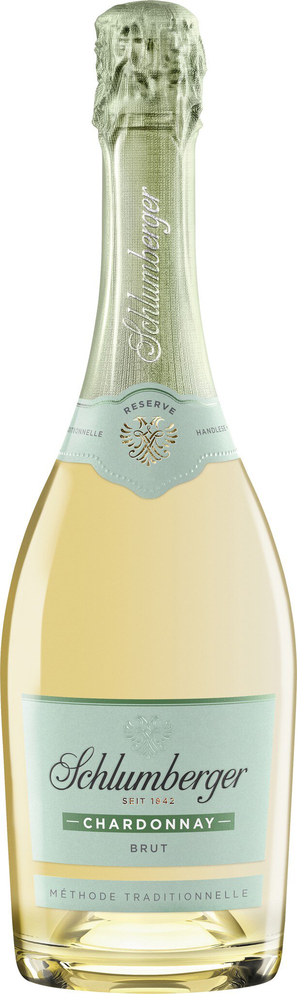 Eine Flasche Schaumwein steht aufrecht. Das Etikett ist in sanften Farben gehalten und zeigt den Namen des Produkts. Der Hintergrund ist neutral und hebt die Flasche hervor.